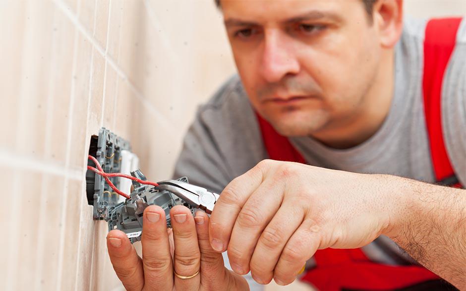 travail électricien Vincennes
